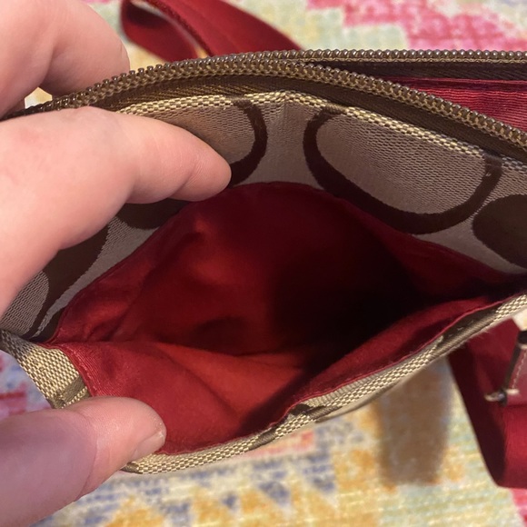 Coach Crossbody Bag with Red Details - Picture 4 of 4